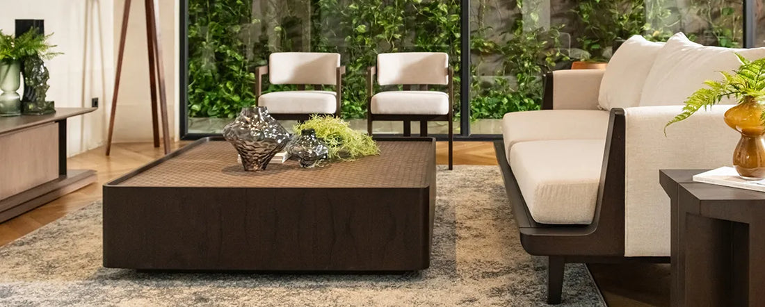 Cover ruang dengan coffee table
