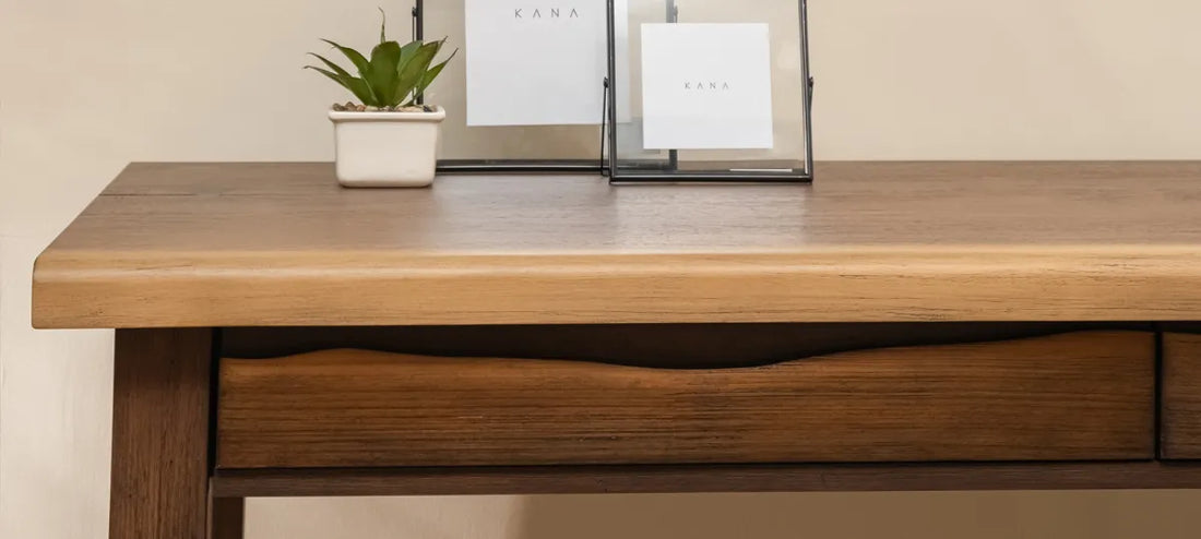 Kayu Solid: Sentuhan Jiwa Alami di Balik Keindahan Luxury Furniture